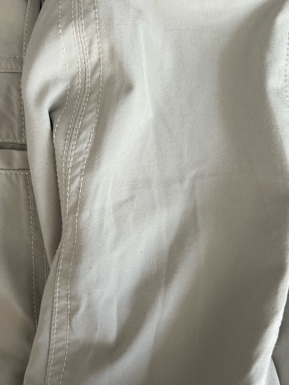 Athleta light gray / cream pleated skort, size 10, EUC - Picture 8 of 9